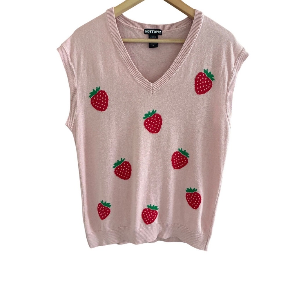 Hot Topic Pink Strawberry Knit Sweater Vest V-Neck Sleeveless Top Womens Medium